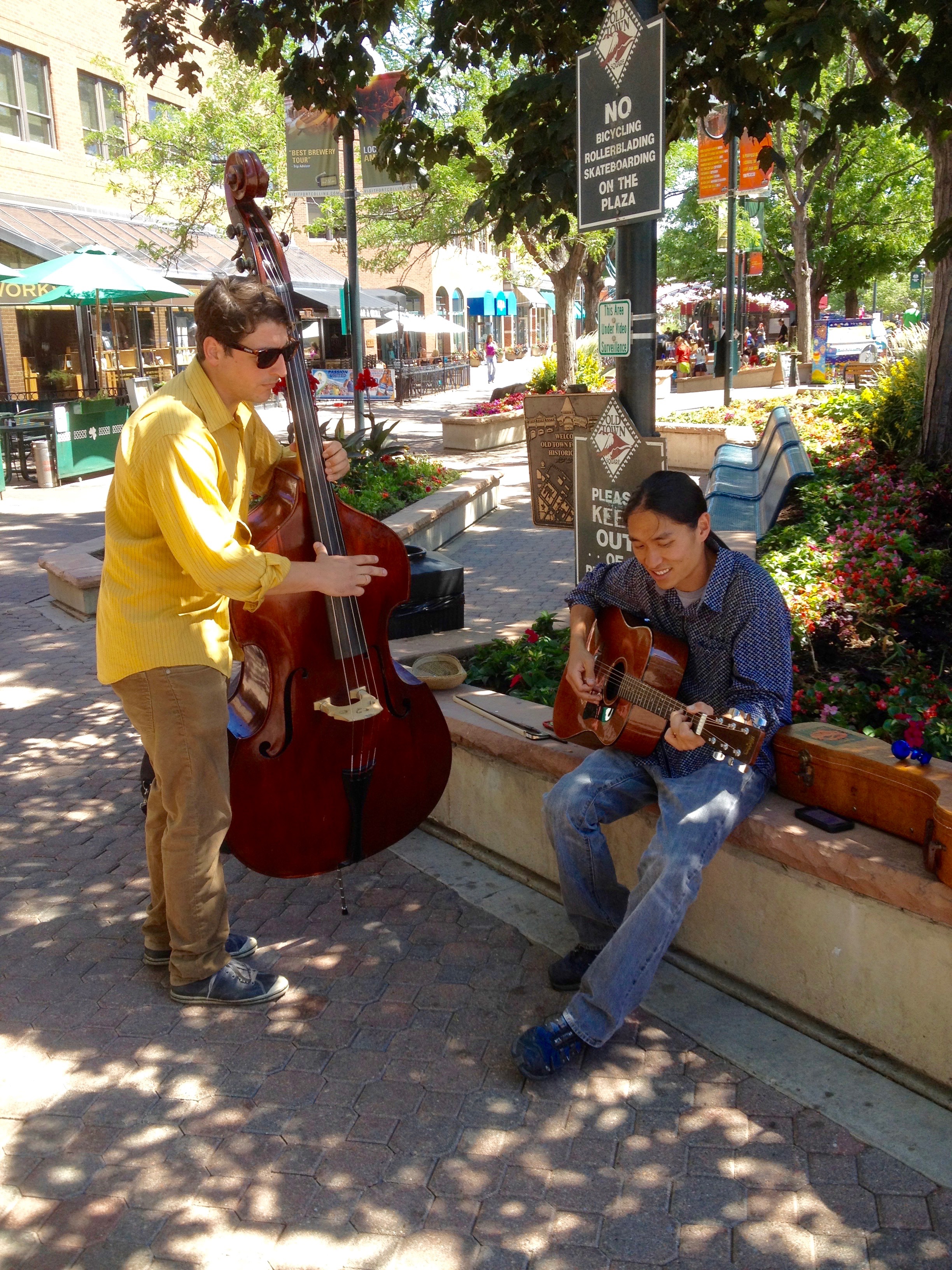 Jammin' in Old Town Square. Photo by: Peggy Lyle